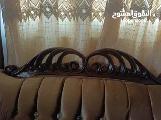  2 طقم كنب زان 7 مقاعد ثقيل بحالة الجديد