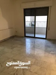  3 شقة جديدة 191م لم تسكن للبيع منطقة تلاع العلي /*/ قرب مجدي مول