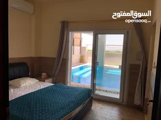  1 شاليه للبيع في البحر الميت شارع الفنادق منطقه سويمه