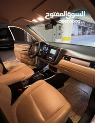  5 Mitsubishi Outlander in agency condition, fully loaded, 7 seats, good condition, 2018 model