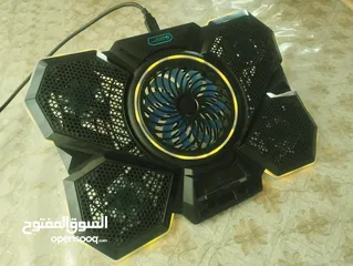  3 لوحه تبريد جهاز لاب توب خمس مراوح مع اضاءه ار جي بي coolingpad
