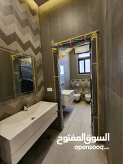  19 فيلا متلاصقة للبيع في عبدون - ref : 14510