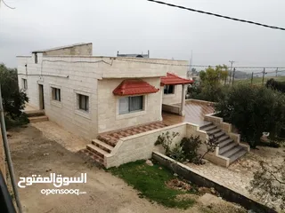  2 منزل للبيع في محافظة جرش منطقة المشيرفة للبيع