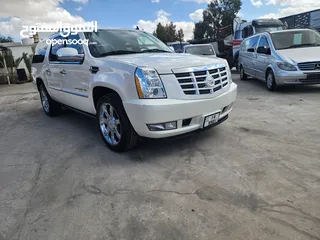  4 كاش أو اقساط من المالك كاديلاك اسكاليد 2011 VIP PLATINUM XL مميزه جدا 6.2cc