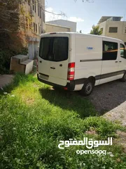  7 فان مرسيدس للبيع