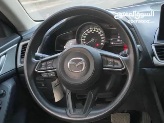  14 مازدا زوم 3 -  2019  بسعر 11600 دينار  كاش لون سلفر    لم تعمل سياحي او تطبيقات نهائي