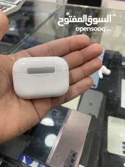  4 Air pods 2 pro بحالة الجديد بسعر مميز