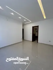  9 في اجمل مناطق البنيات بتشطيب فخم 140 متر في البنيات طابق اول