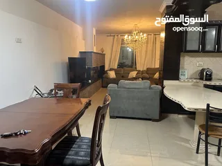  7 بيت للايجار منطقه عين منجد رام الله