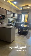 3 مطبخ ملوكي فخم للبيع