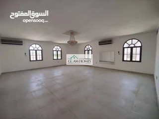  6 Spacious 6 BR villa for sale in Qurum Ref: 735Y
