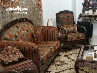  6 طقم كنب زان بحالة الوكالة بسعر مغري
