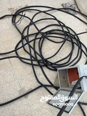  5 كيبلات كهرباء 3 فاز مع قاطع 125 وصندوق