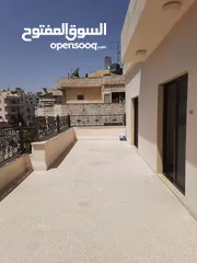  1 شقة للبيع في ام اذينة