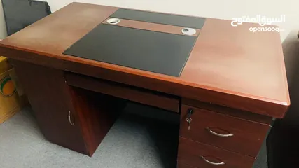  1 Office Desk in Good condition   For sale