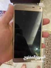  12 للبيع جهازين جوالات وطابعة نوع ليكس مارك وطقم كنب برتقالي نظيف جدا 4 طقم