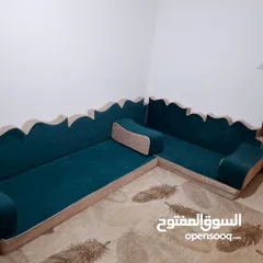  3 طقم جلوس مستعمل شبه جديد