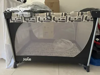  2 سرير قماشي ماركه جوي البريطانيه مع وحده غيار  /Joie travel bed