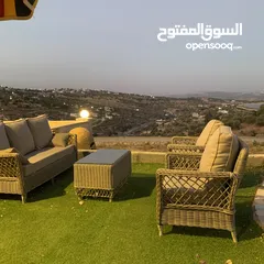  10 مزرعة فخمة خاصة مع فيلا دوبلكس للبيع في أرقى مناطق السلط ام جوزه ، إطلالات ساحرة وخلابة