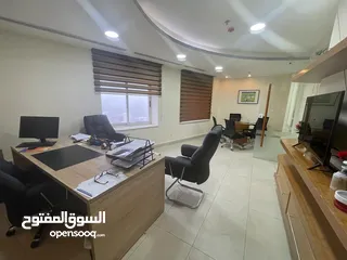  3 مكتب مميز للبيع في الدوار السابع شارع عبد الله غوشة