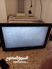  7 شاشة ال جي 32 انش  ال سي دي شغاله ما بيها اي مشكله