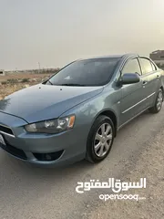 1 ميتسوبيشي فراشة 2011