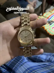  3 ساعتين للبيع