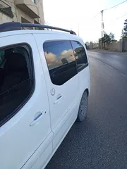  3 بيجو كهربائية بالكامل