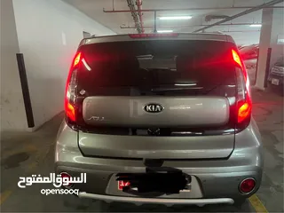  2 Kia soul 2019 ,78000 km run