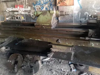  7 مخرطه الماني شرقي طول 3متر