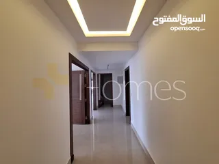  6 شقة طابق اول للبيع في عبدون بمساحة بناء 240م
