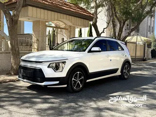  4 كيا نيرو 2022