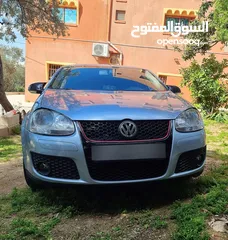  5 فولكسفاجن جيتا موديل 2010/ ماطور 1600 بنزين /7 غيار جير اوتوماتيك