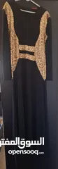  6 فستان للبيع