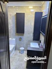  13 شقه مفروشه للايجار