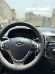  9 HYUNDA I30  2009 بسعر حرق ع الكاش فل مع فتحة سقف