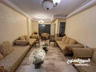  14 شقة بضاحية الرشيد