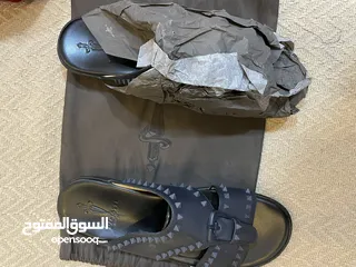  3 نعال رجالي جديد ماركة سيزاري باشوتي مقاس 45