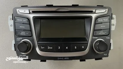  1 Hyundai Accent Radio