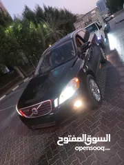  22 فولفو XC60 مالك اول من الفطيم سيرفس وكاله صبغه وكاله بدون حوادث فل اوبشن بانوراما بحاله فوق الممتاز