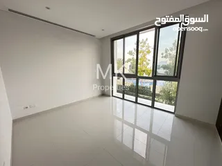  3 منزل عائلي فسيح للبيع 3 غرف نوم/ موقع ممتاز/تملک حر / اقامهٔ مدي الحیاة