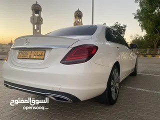  3 Mercedes benz C300 2019