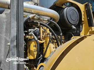  14 لودر كاتربلر 966H بحالة ممتازة للبيع بسعر مغري