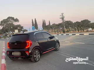  3 للبيع كيا بيكانتو جتي لاين و كيا اوبتيما k5  سعر حرق البيكانتو 44000 و الاوبتيما 47000 كاش