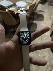  8 ايفون 12 برو مع ساعة apple watch series 4    44m مع airpods Pro ومعها شاحنها الاصلي