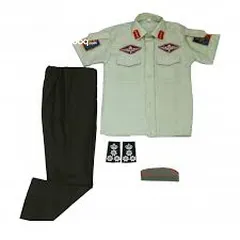  8 بدلات  ملابس عسكريه و امن عام و درك  و قوات خاصه و جيش   للأطفال