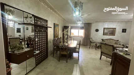  4 شقة مميزة للبيع في موقع مميز في الرابيه شبه أرضيه 180م بتشطيبات راقية / ref 9533