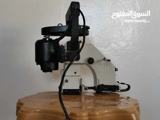  4 ماكينه خياطه جديده صناعه هنديه الصناعه الثقيله نخب اول درز وخياطه شوالات والقماش  واستخدامات اخرا  ل