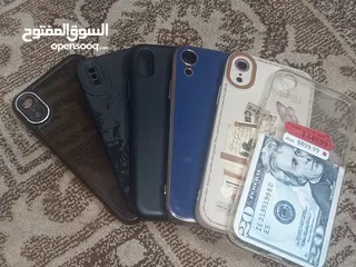  1 كفرات اجهزه ايفون مستعمله شبه جيد يوجد كفر اصلي