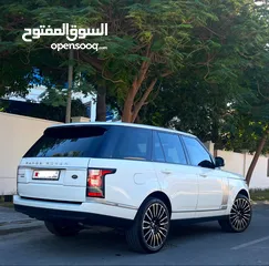  4 For sale Range Rover vogue se brand new  condition agency maintenance all history in agent